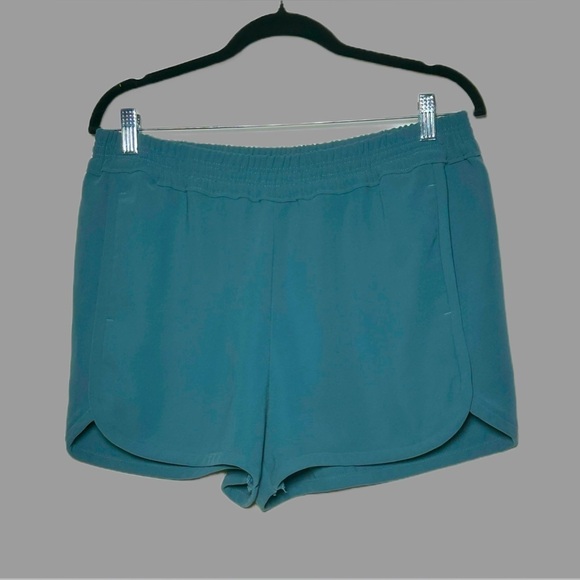 J. Crew Blue Gray High Rise Athletic Shorts with Elastic Waist, Pockets, L (12) - Picture 3 of 8